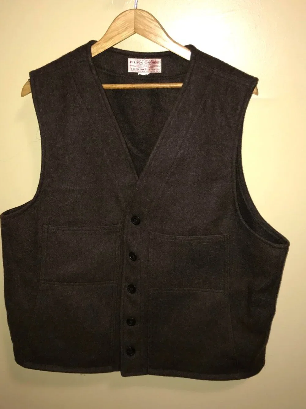 Men's Filson Mackinaw Virgin Wool Vest-Size 48 (XL/2XL) Brown